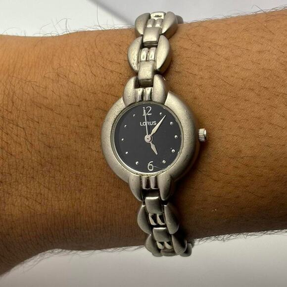 Vintage silver watch - Picture 1 of 3